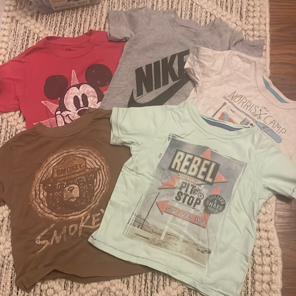 3T Lot of Graphic Tees- Nike, Mickey, Disney, Gap